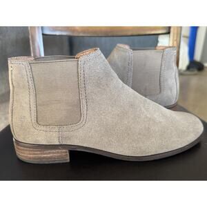 Frye Suede Chelsea Ankle Boots Taupe Women’s 8.5M Style 3475031 Low Heel